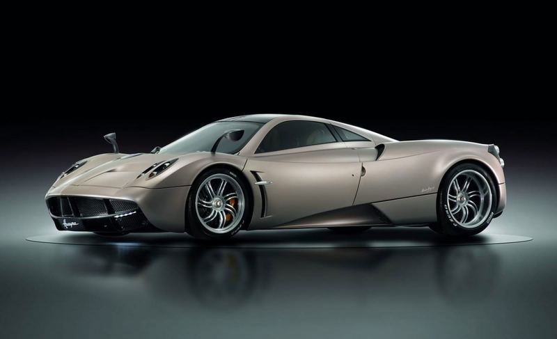 ماشین Pagani Huayra