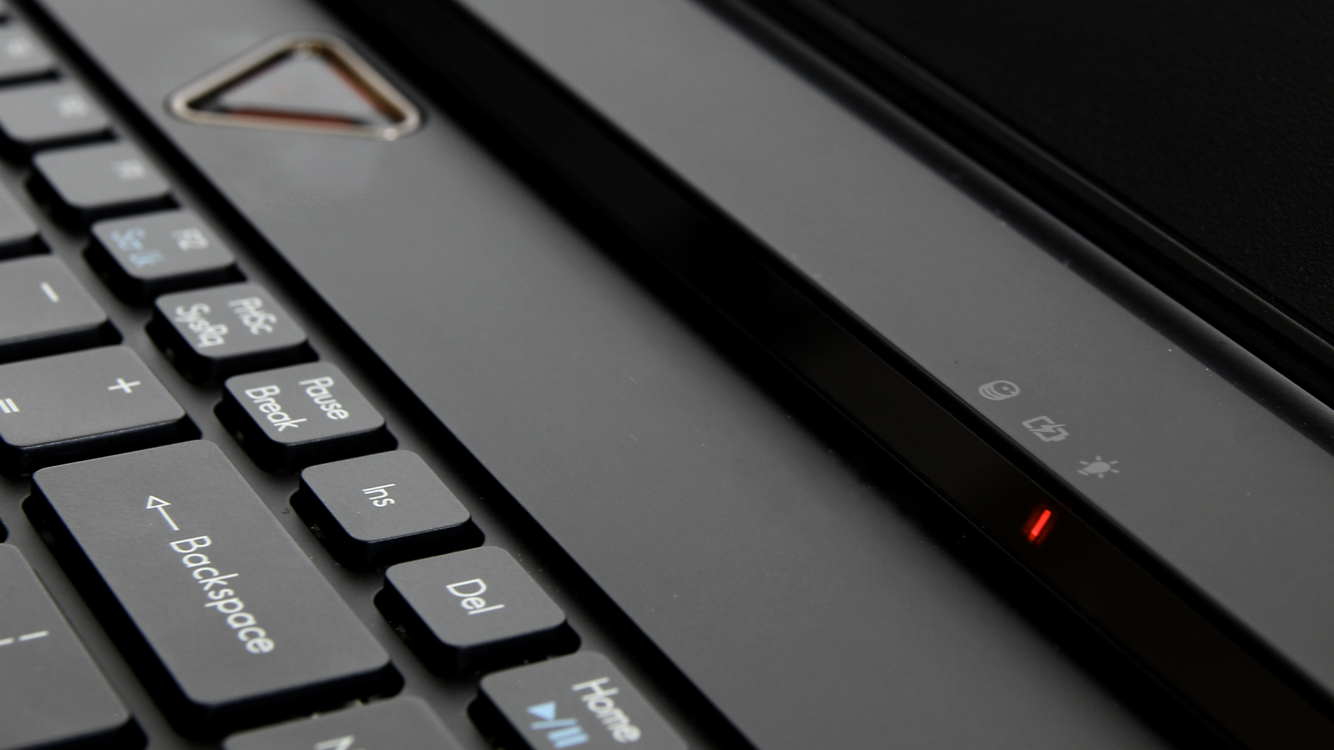 بررسی نوت بوک ACER PREDATOR 15