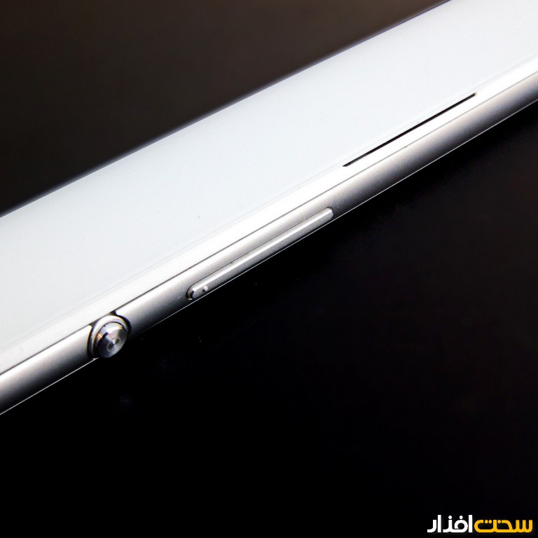 تبلت اکسپریا Z4