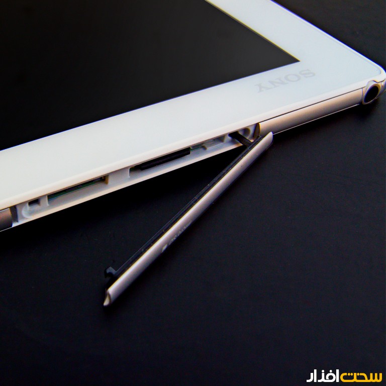 تبلت اکسپریا Z4