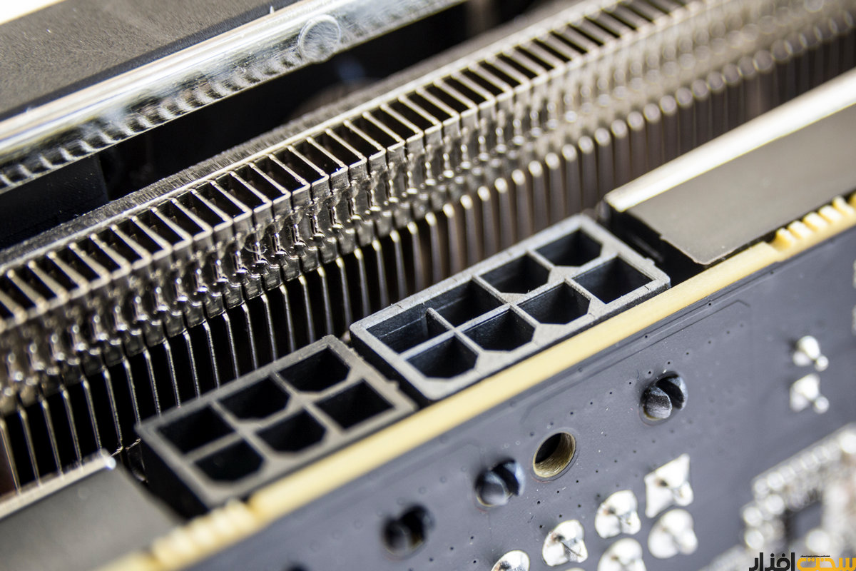 کالبدشکافی از کارت گرافیک XFX R9 290 Black Edition Dual Dissipation