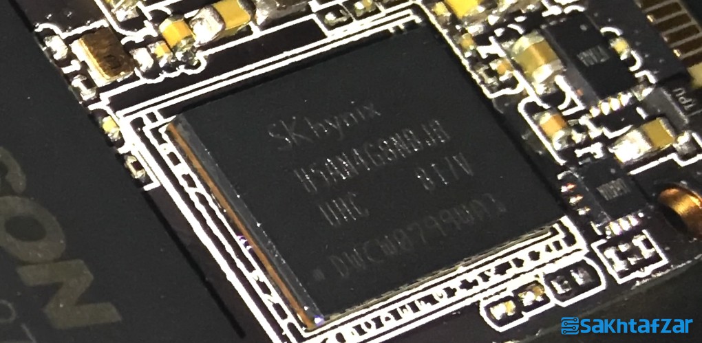 بررسی اس اس دی GIGABYTE AORUS RGB 512GB